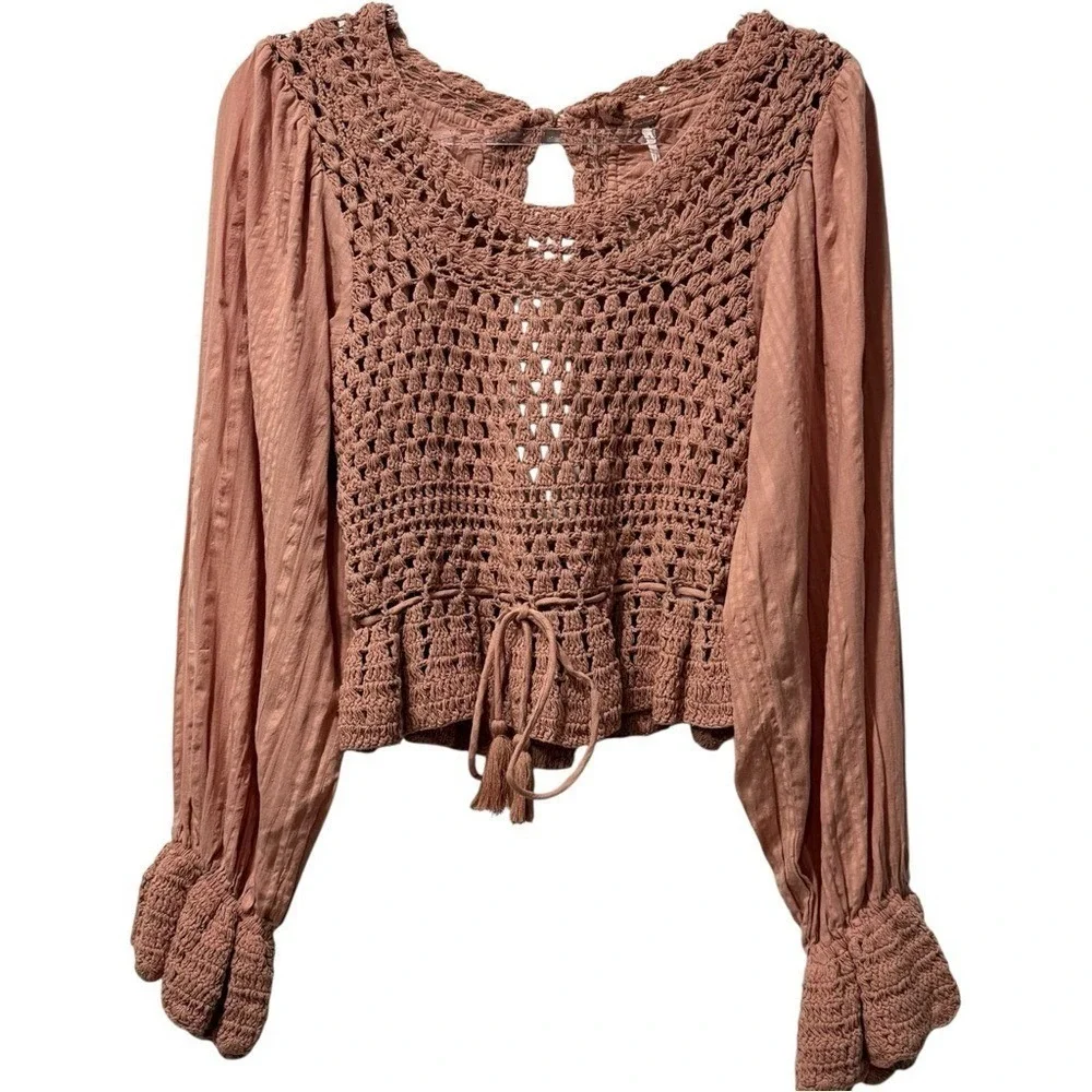 Free People Megan Crocheted Boho Puff Sleeve Cropped Top Coral Shirt XS $128 New